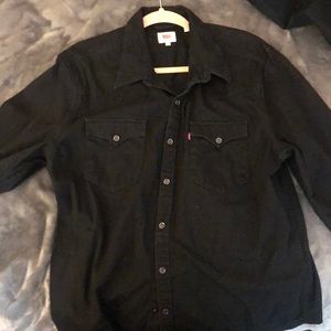Worn once Levi’s cowboy shirt in Black